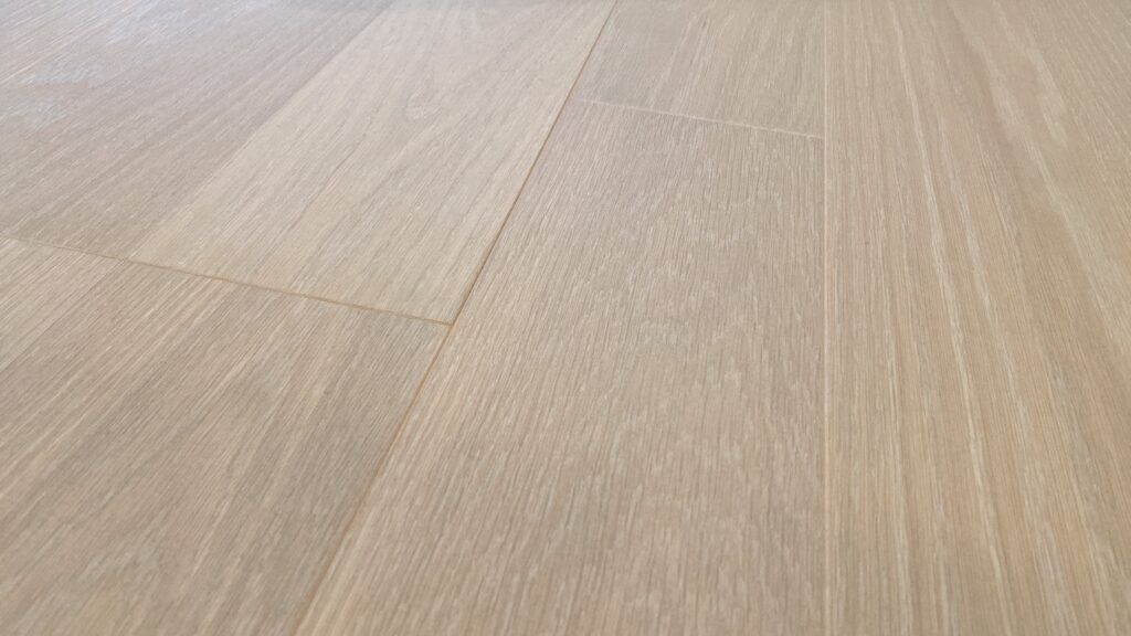 パナソニック KEWV2SVWU フォギーホワイト色(うづくり)(アッシュ突き板)